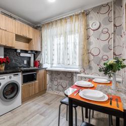 Фото Апартаменты Комфорт на переулке Кирова 5