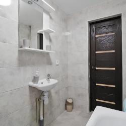 Фото Отель LovelyHome 39 на улице Александра Суворова 25