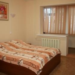 Комната стандарт с 1 двуспальной кроватью