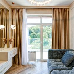 Фото Отель Большая дизайнерская квартира в ЖК Аллея Парк