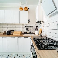 1-комнатные апартаменты улучшенные Краснодарский край, Геленджик, Верхняя ул., 4к4