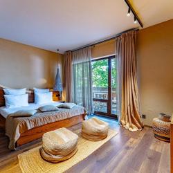 Премиальное шале с сауной и бассейном для 14 гостей