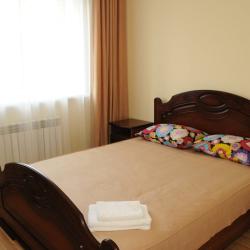 Фото Small Hotel (Смол Отель)