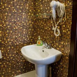 Номер полулюкс с 2 односпальными кроватями