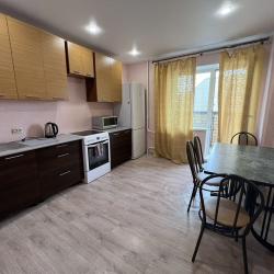 Фото Апартаменты на проспекте Строителей 9к3