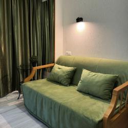 Апартаменты студия гостиничный комплекс Радуга 10И