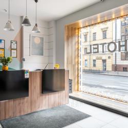 Фото Отель Номера на Полтавской (бывш. Демут)