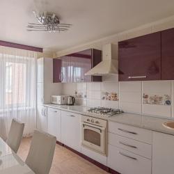 Фото Апартаменты на улице Суворова 151