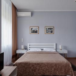 Номер студия с 1 двуспальной кроватью