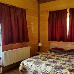 Фото Отель Коттедж Б4 на базе отдыха Новинки Парк