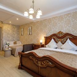 Фото Апартаменты на улице Революционная 4