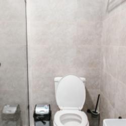 Номер стандарт с 2 односпальными кроватями (общие удобства)