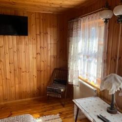 Коттедж с 1 двуспальной кроватью и 1 двухъярусной кроватью