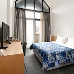 Номер делюкс с 1 двуспальной кроватью (с балконом)