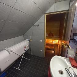 Фото Апартаменты мансарда на улице Бондарева 58а