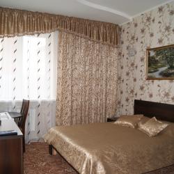 Номер стандарт с 1 двуспальной кроватью