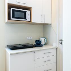 2-комнатные апартаменты эконом с 2 двуспальными кроватями (без окна)