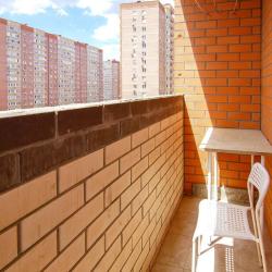 Фото Отель Family Apartments (Фэмили Апартментс) на улице имени Героя Сарабеева В. И. 7
