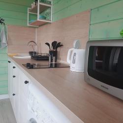 Коттедж стандарт с 1 односпальной и 1 двуспальной кроватью