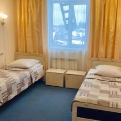 Номер стандарт с 2 односпальными кроватями (с завтраком)