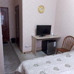 Номер стандарт с 1 двуспальной кроватью