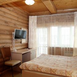 Номер стандарт с 1 двуспальной кроватью (Эко-Домик)
