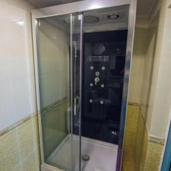 Номер люкс с 1 двуспальной кроватью (с завтраком)