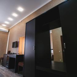 Комната стандарт с 1 двуспальной кроватью