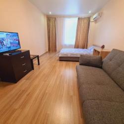 Фото Апартаменты Home Sweet Home на улице Покрышкина