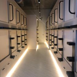 Deep Capsule Hotel (Дип) — c034ce39956b4e7c34a17a5a99cabdda