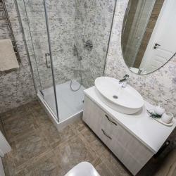 Фото Апартаменты Роза ветров на улице Валентина Мосина 2