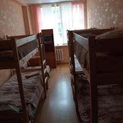 Кровать в 6-местном общем номере (общие удобства на этаже)