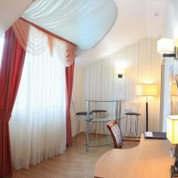 Номер люкс с 1 двуспальной кроватью №209, 309, 317