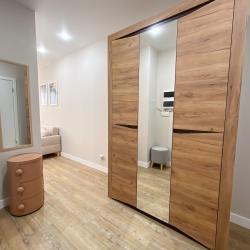 Апартаменты улучшенные ул. Аблукова, 22-1107