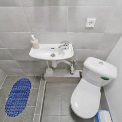 Фото Отель LovelyHome 39 на улице Александра Суворова 25