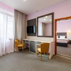 Номер люкс с 1 двуспальной кроватью