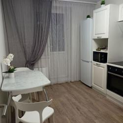 Фото Апартаменты в пгт. , 1-й квартал, 3