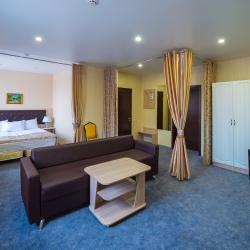 Фото Мини-Отель НАШ