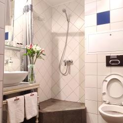 Номер улучшенный с 1 двуспальной кроватью