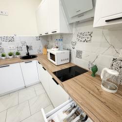 Фото Отель Посуточно50 на Парковой44к1