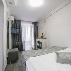 Номер эконом с 1 двуспальной кроватью