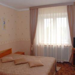 Номер стандарт с 1 двуспальной кроватью