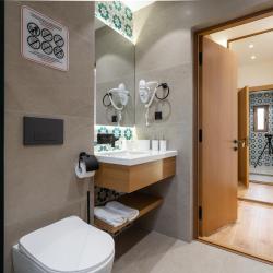 2-комнатный номер люкс с 1 двуспальной кроватью