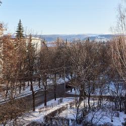 Фото Апартаменты на улице Андрея Губина 19