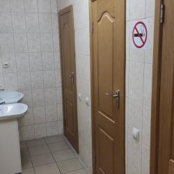 Кровать в 6-местном общем номере