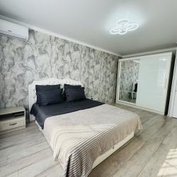 Фото Апартаменты на улице Кисловодская 20А