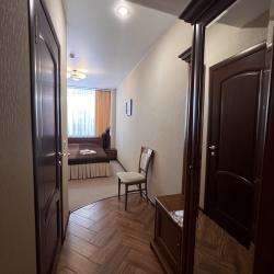 Номер стандарт с одной двуспальной или двумя односпальными кроватями
