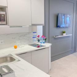 1-комнатные апартаменты улучшенные Sun City Apartments 5 с одной спальней (04)