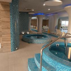 Фото Апартаменты на улице Парковая 7