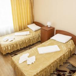 Номер стандарт с 3 односпальными кроватями (корпус 6)
